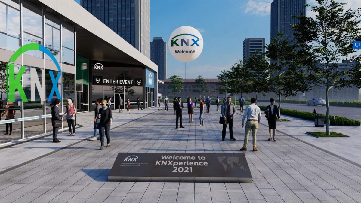 Targi KNXperience 2021 - zdjęcie przedstawiające widok przed wejściem głównym